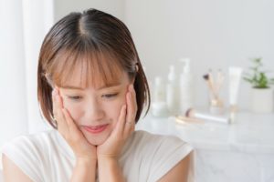 しっとり肌の女性