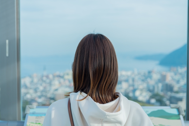 サラサラヘアーの女性