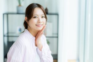 スキンケア女性